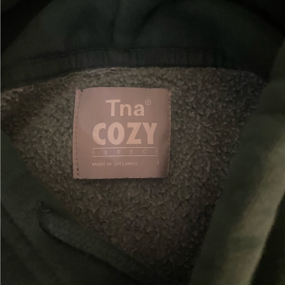 ARITZIA boyfriend hoodie - Picture 4 of 4